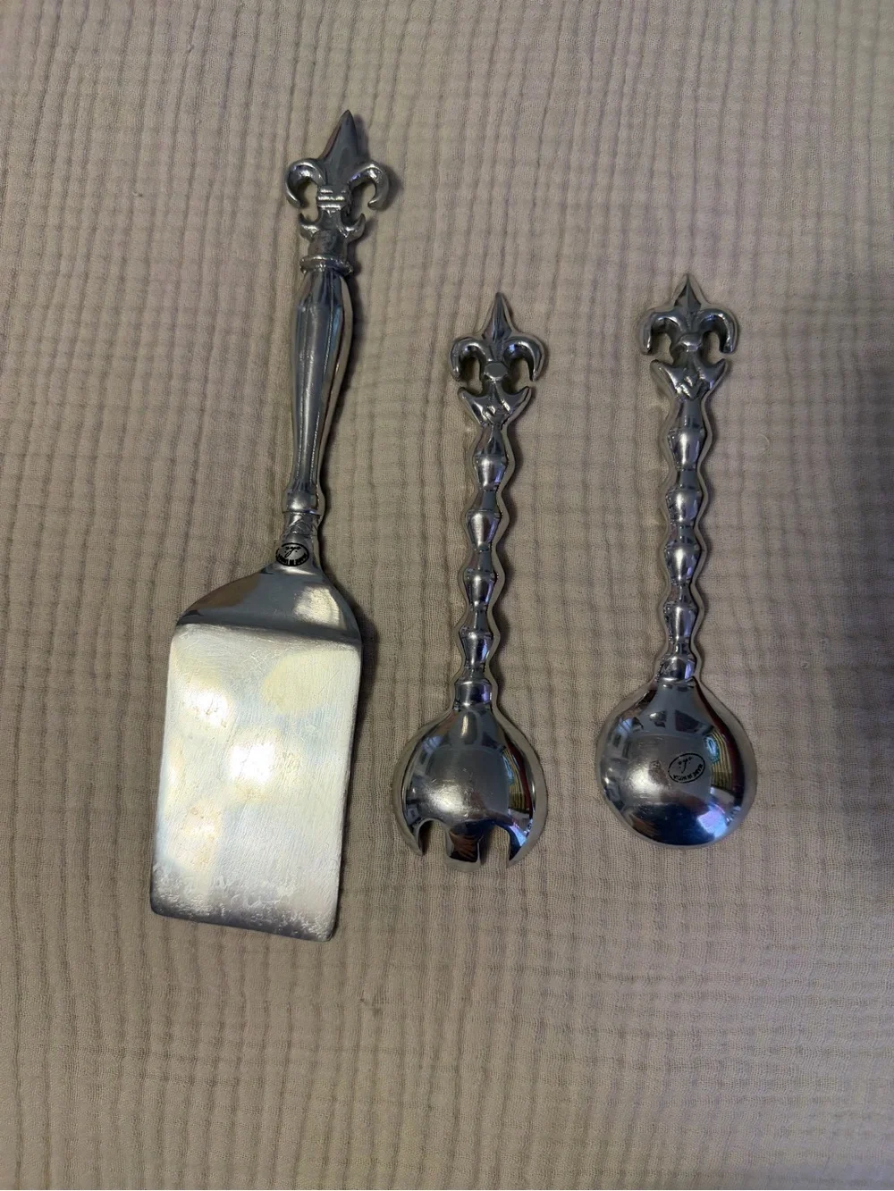 Fleur-de-Lis Handle Cheese Knife and Mini Serving Set (3 pc)